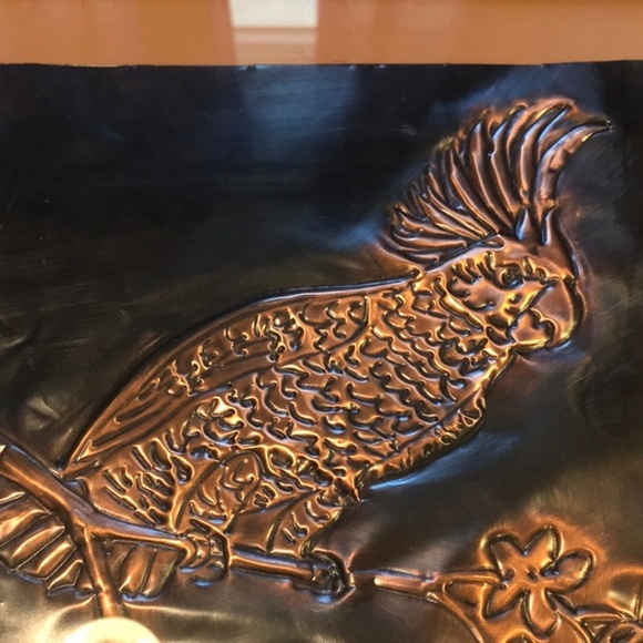 Copper Repouse’ Copper Art of Tooled Bird On A Branch Exotic Parrot Cockatiel - Picture 4 of 9